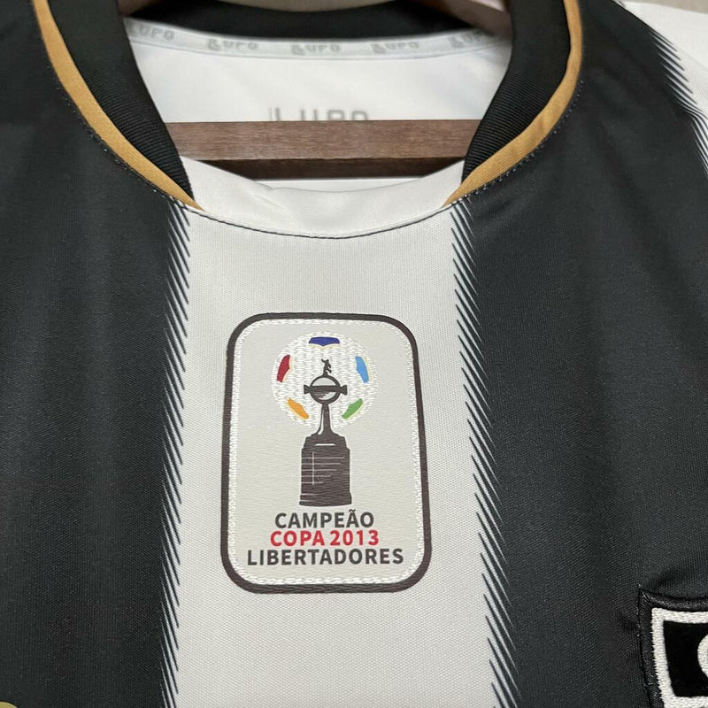 Camisa Retrô Atlético Mineiro 2013 - Masculina (Ronaldinho) - PATCH LIBERTADORES